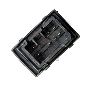 Công Tắc Điều Chỉnh Cửa Sổ Điện Cho HYUNDAI Tucson 93580-2E000 - Product Image 5