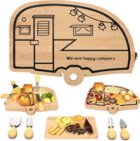 Ensemble de planches à fromage en forme de camping-car, verrouillable, avec design gravé et outils en acier inoxydable, idéal pour un cadeau