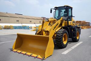 LUGONG LG940 2.5 ton <span class=keywords><strong>mini</strong></span> pelleteuse petite chargeuse compacte multifonctionnelle articulée <span class=keywords><strong>mini</strong></span> à vendre - Product Image 4