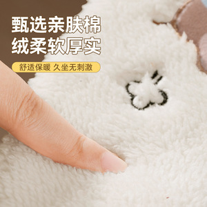 Winter Cartoon Toilet Seat Cover White Fleece Lined Thickened With Handles For Bathroom Autumn Winter Use - Product Image 1