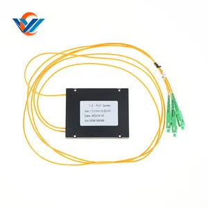 جهاز تقسيم الألياف الضوئية FTTH PLC 1*2 SC/APC 1*4 SC/UPC مقسم الألياف مع موصل