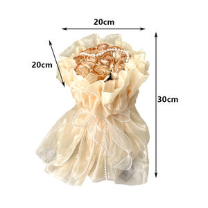 Ramo de rosas TC Luxury Eleven envuelto en flor artificial satinada brillante para cumpleaños San Valentín Día de la madre crea una atmósfera - Product Image 3