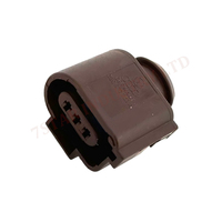 Connecteur de faisceau de câbles automatique à 3 broches 3B0973703A Connecteurs pour prise de capteur automatique 3B0 973 703A logés dans du nylon ABS PC durable