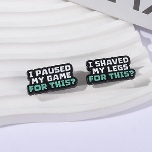 Sming Pins Eu Rapei Minhas Pernas para Este Pin Esmalte Eu pausei Meu Jogo para Este Gamer Gaming Player Brooch Lapel Badge - Product Image 1