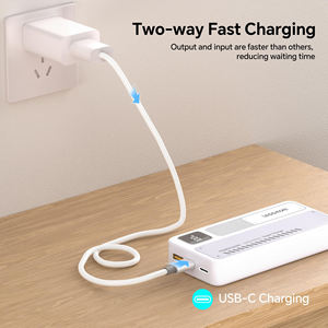 डिजिटल डिस्प्ले टाइप-सी यूएसबी लाइट पोर्ट के साथ बड़ी क्षमता 20000 बड़ा पावर बैंक - Product Image 4