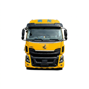 Camion de nettoyage des égouts Chenglong H5 à 10 roues, fabriqué en Chine, avec moteur auxiliaire et aspiration puissante pour le nettoyage des fosses septiques - Product Image 1