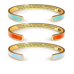 ठीक कस्टम मेरे बैज लड़की गैंग रंग के अंदर रंग के रंग का चूरा रंग रंगीन बयान प्रतिज्ञा ब्रेसलेट - Product Image 1