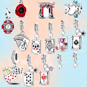 Colgante de póker Texas Card de aleación de plata con circonita, diseño de flor original con engaste de circonitas rosas, exquisito, moderno, DIY, para aniversario, para niños - Product Image 1