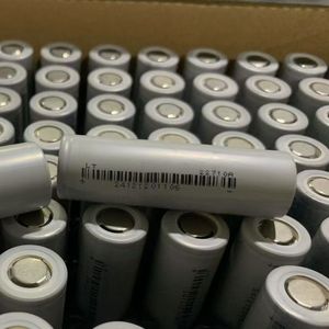 오리지널 JP40 3.6V 리튬 이온 셀 21700 고방전 10C 140A 45A 3.7V 4000mAh Ampace JP40 21700 충전식 리튬 배터리 - Product Image 4