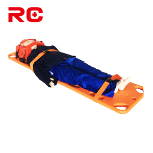 Tabla de Inmovilización Espinal Premium de HDPE, Plegable en 2, con Asas de Agarre Múltiple, para Transporte Profesional de Emergencia - Product Image 4