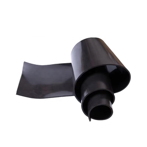 แผ่นยาง SBR/NBR/EPDM แบบม้วนสั่งตัดพิเศษ สีดำ ทนทานต่อโอโซน/กรด-ด่าง พื้นผิวเรียบ - Product Image 1