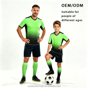 Maillots de football personnalisés 2026 en gros, directement de l'usine, à séchage rapide, respirants et confortables, 100 % polyester, pour adultes - Product Image 2