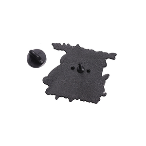 Toptan köpekler insanlar daha iyidir emaye pimleri özel karikatür köpek hayvanlar broş çanta yaka rozeti takı aksesuarları hediyeler - Product Image 5