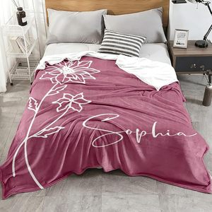 Manta de Franela Personalizada KUKULIKI, Moderna, Lavable a Máquina, con Nombre y Diseño Floral, Regalo para Mamá, Rectangular - Product Image 6