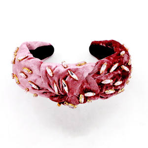 عصابة شعر نسائية فريدة من نوعها من الزركون المحبوك يدويًا من اللؤلؤ الكريستالي برباط شعر بوهيمي فاخر مصمم على الموضة للحلم - Product Image 3