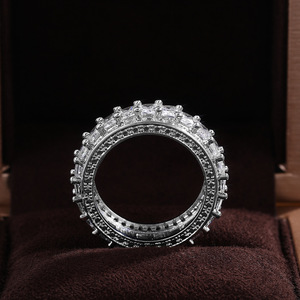 Anello di Lusso F644 per Donna con Diamanti Taglio Baguette Colore D, Fede Nuziale Stile Eternity Completo - Product Image 4