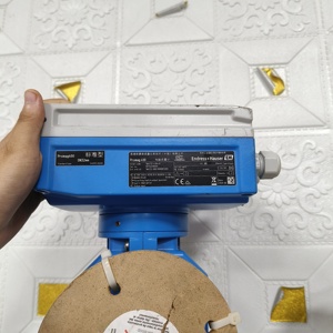 Débitmètre Endress+Hauser Proline Promag W 400, polyvalent, standard, pour gaz, air, huile, eau, OEM - Product Image 1