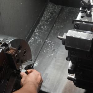 صمامات تدفق المياه اليدوية DN8-DN100 مقاومة للتآكل من الفولاذ المقاوم للصدأ 304/316، صمامات كروية للزيت والبخار عالية الحرارة بأطراف شفة OEM - Product Image 5