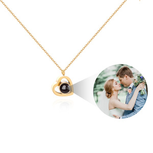 Collar con Colgante de Perla y Cadena de Eslabones de Acero Inoxidable Chapado en Oro Unisex, Regalo de San Valentín OEM, Te Amo en 100 Idiomas - Product Image 2