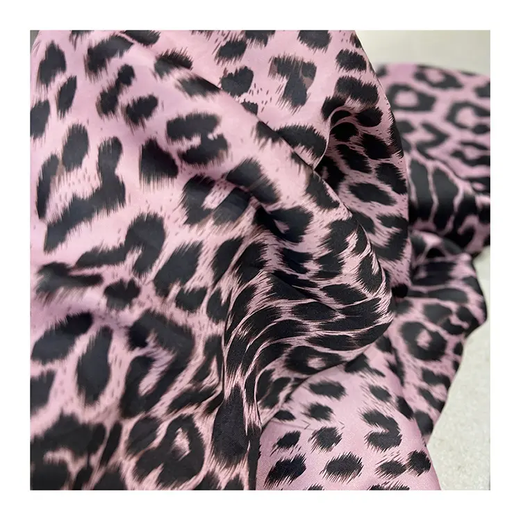 Tela estampada de leopardo satinada de cristal tela estampada de Color poliéster para pijamas de mujer tela de vestir