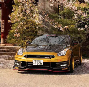 ชุดแต่งสไตล์ Top Secret ปี 2024 สำหรับรถยนต์นิสสัน GTR R35 ประกอบด้วยกันชนหน้า-หลัง สปอยเลอร์ ฝาครอบเครื่องยนต์ และสเกิร์ตข้าง สำหรับชุดแต่ง GTR R35 - Product Image 2