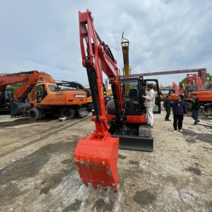 Excavatrice Kubota KX057 d'occasion, 5,5 tonnes, 6 tonnes, mini-excavatrice sur chenilles, machine de construction compacte - Product Image 4