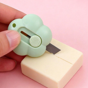 Ouvre-boîte floral, petit couteau artistique portable, lame de 3 pouces, à ressort automatique, pour étudiants et travaux manuels - Product Image 3
