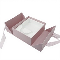Boîte cadeau rigide de luxe à double porte avec ruban satiné, boîte de style livre rose personnalisée, insert en EVA blanc, cosmétiques, bijoux, estampage, logo personnalisé