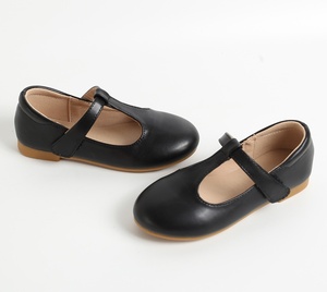 Chaussures pour enfants personnalisées en cuir confortables, chaussures plates noires pour l'école pour filles - Product Image 4