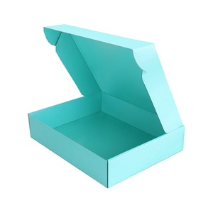 Cajas Cuadradas de Cartón Corrugado Reutilizables con Impresión en Relieve para Empaquetado Comercial y de Compras - Product Image 1