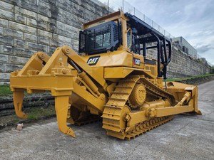 Bulldozer Original Cat D7H du Japon d'occasion de haute qualité et en bon état à vendre à bas prix - Product Image 3