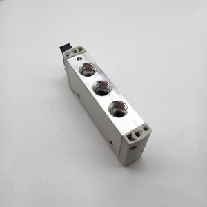 Électrovanne pneumatique FESTO 5/2 DC24V de haute qualité, fabriquée en Allemagne - Product Image 1