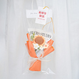 Bouquet de tournesols, fleurs tricotées à la main, cadeau pour la fête des enseignants, la remise des diplômes - Product Image 1
