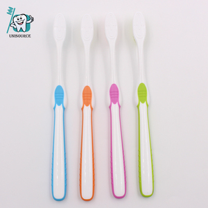 Brosse à dents adulte portable en nylon souple et à poils coniques de haute qualité pour usage domestique vente en gros de bonne qualité - Product Image 4