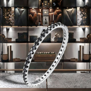 เครื่องประดับฮิปฮอป เงินแท้ 925 ชุบโรเดียม วงกลมเต็มวง 4 มม. เพชรโมอิสซาไนต์สีดำ VVS รับรองโดย GRA กำไลข้อมือผู้หญิง - Product Image 3