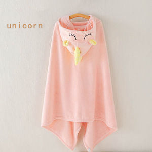 Peignoir en molleton doux corail <span class=keywords><strong>pour</strong></span> enfants, serviette à capuche absorbante <span class=keywords><strong>de</strong></span> natation <span class=keywords><strong>pour</strong></span> bébés, cape en coton avec dessin animé, portable <span class=keywords><strong>pour</strong></span> les enfants, vente en gros - Product Image 6