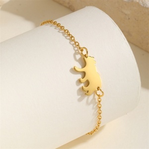 Bracelet à breloques ours anti-ternissement, style minimaliste original, bijoux fantaisie pour enfant, cadeau tendance - Product Image 2