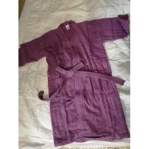 Peignoir Tymisa 4 à 6 ans 100% coton brodé couleur unie pour usage domestique - Product Image 6