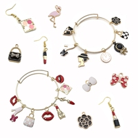 Breloques en métal DIY en vrac, inspirées de logos de parfums de luxe, pour la fabrication de bijoux, bracelets et porte-clés