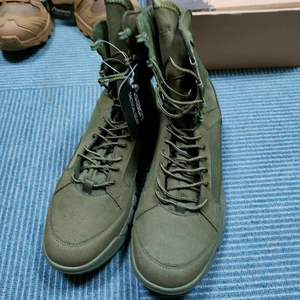 Botas de Verano Ligeras de Cuero Genuino y Ante Vacuno Asiaon TSB01 Personalizadas en Stock, Colores Verde, Marrón y Negro - Product Image 2