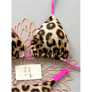 Ensemble bikini imprimé léopard pour femmes, maillot de bain 2 pièces à bretelles triangulaires avec bordure contrastée, vêtements de plage extensibles - Product Image 4