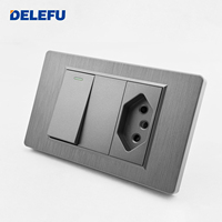 DELEFU Modèle 118, panneau PC brossé gris standard brésilien avec interrupteur 20A, équipé de connecteurs USB + Type-C, durable