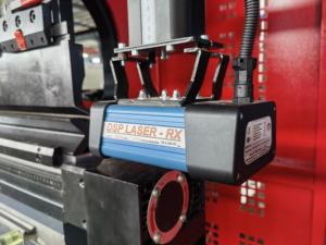 Prensa plegadora EURO <span class=keywords><strong>PRO</strong></span> 220t a la venta, prensa plegadora CNC 6 + 1Axis con DELEM DA69T - Product Image 3