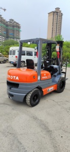 FD 1.5 tonnes diesel Toyota chariot élévateur d'occasion chariot élévateur d'occasion Toyota FD30 chariot élévateur d'occasion en vente - Product Image 4