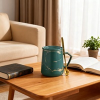 Tasse à café de luxe en porcelaine marbrée avec logo personnalisé, style européen, verres de 400ml à bord doré avec poignée et couvercle