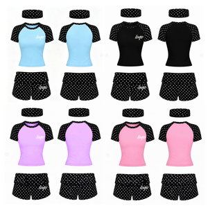Completo da donna 2026: Set casual con pantaloncini e stampa a pois, personalizzabile con logo, in cotone di alta qualità - Completo due pezzi da donna - Product Image 1