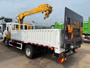 Nouveau <span class=keywords><strong>camion</strong></span> <span class=keywords><strong>benne</strong></span> minier <span class=keywords><strong>Isuzu</strong></span> 4x2 diesel Euro 3 avec moteur Weichai, boîte de vitesses FAST - Volant à gauche pour le levage et le transport de marchandises - Product Image 2