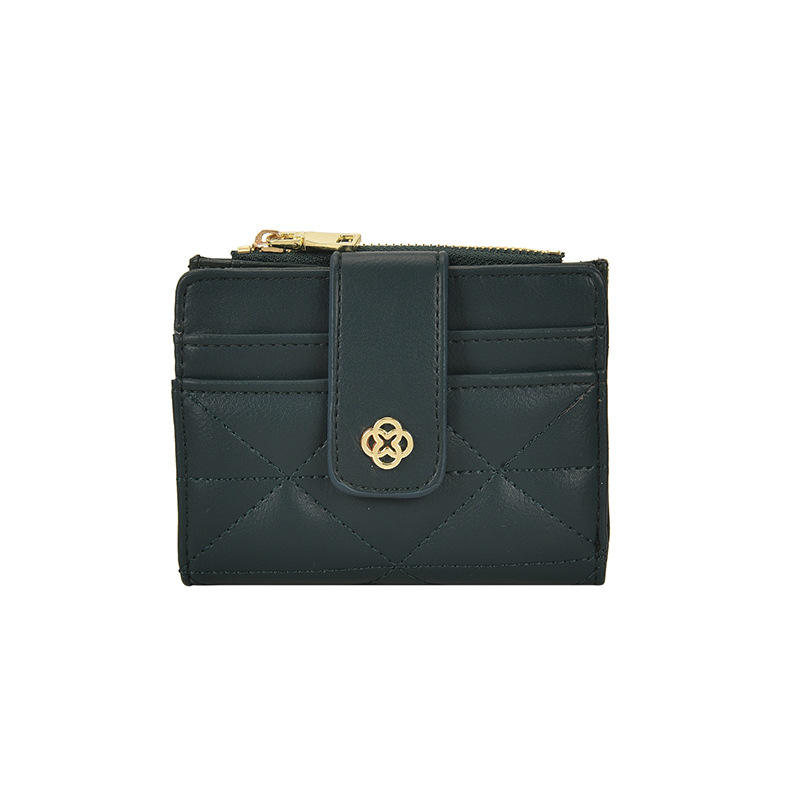 สีเขียวเข้ม