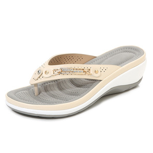 Vente <span class=keywords><strong>en</strong></span> gros de tongs pour femmes, tongs de plage, tongs décontractées d'été, tongs pour femmes grandes tailles <span class=keywords><strong>en</strong></span> vente - Product Image 4