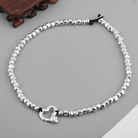Collier tendance en forme de cœur avec pendentif géométrique à facettes scintillant, accessoire de style unique